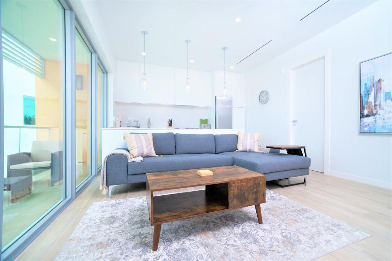Cayman Luxury Rentals At One Canal Point จอร์จทาวน์ ภายนอก รูปภาพ