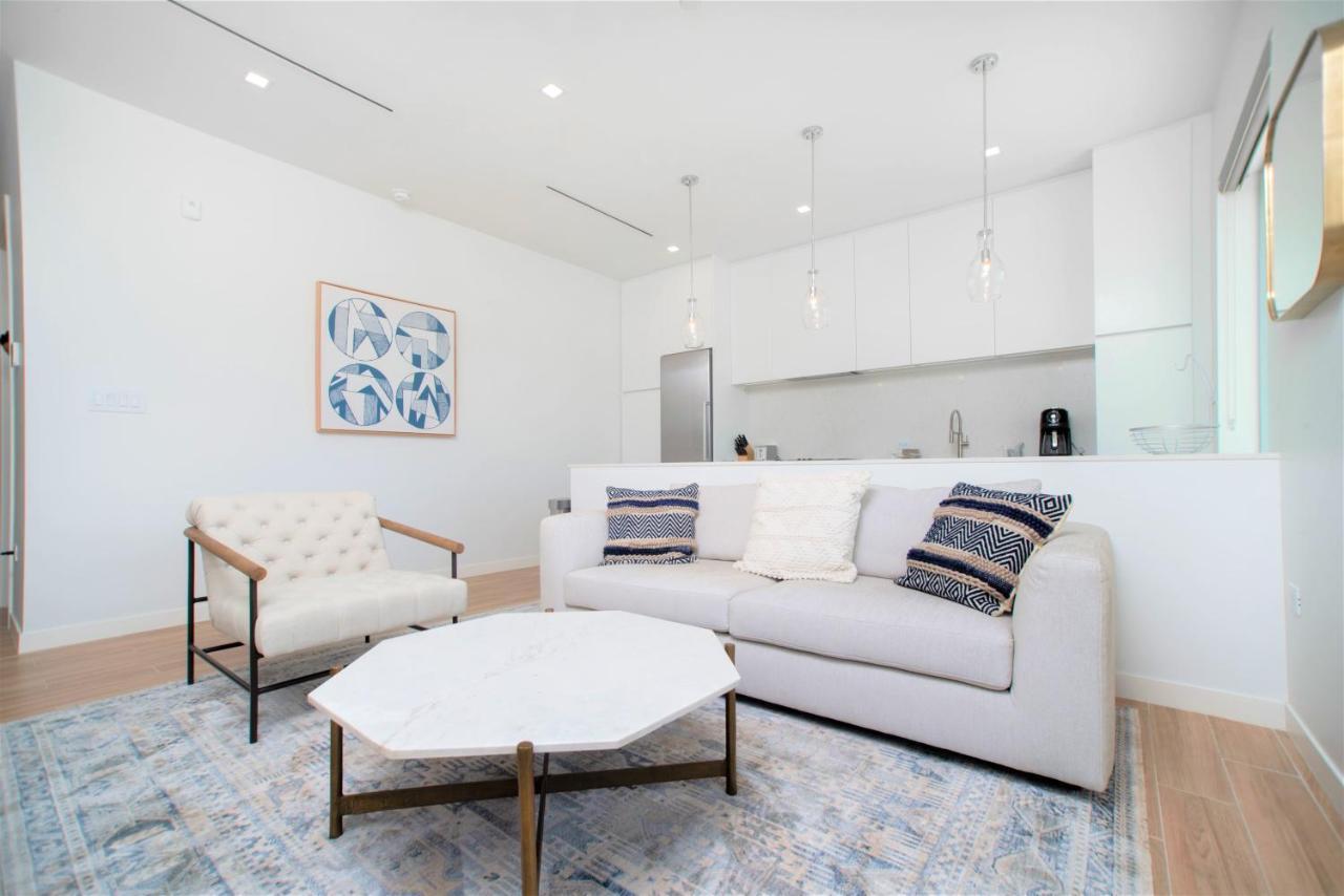 Cayman Luxury Rentals At One Canal Point จอร์จทาวน์ ภายนอก รูปภาพ