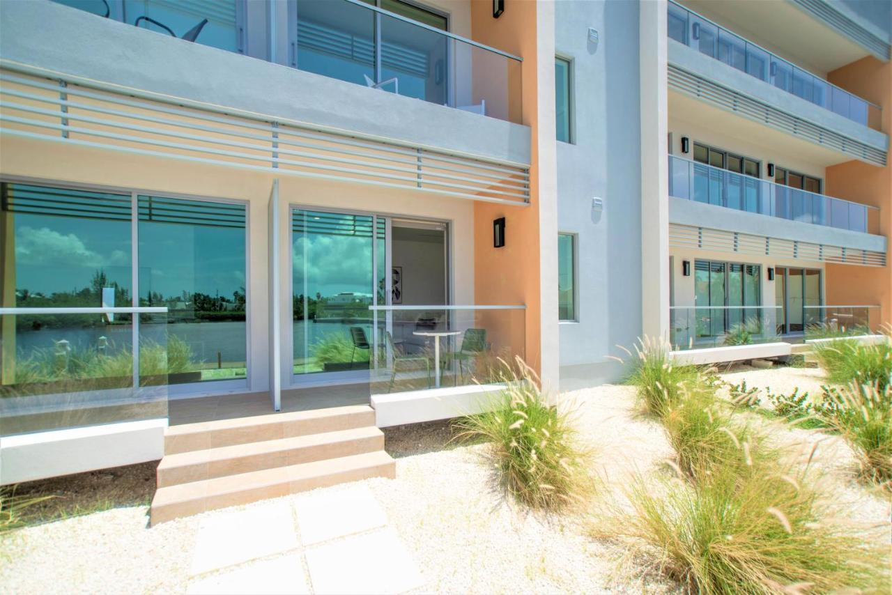 Cayman Luxury Rentals At One Canal Point จอร์จทาวน์ ภายนอก รูปภาพ